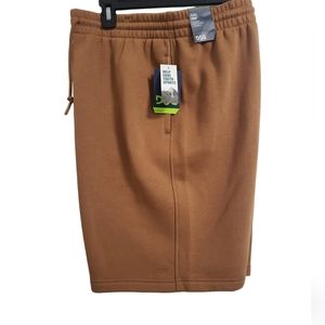 DSG Mens Fleece Shorts 10" Inseam Size Large Wood Grain/Cognac Color